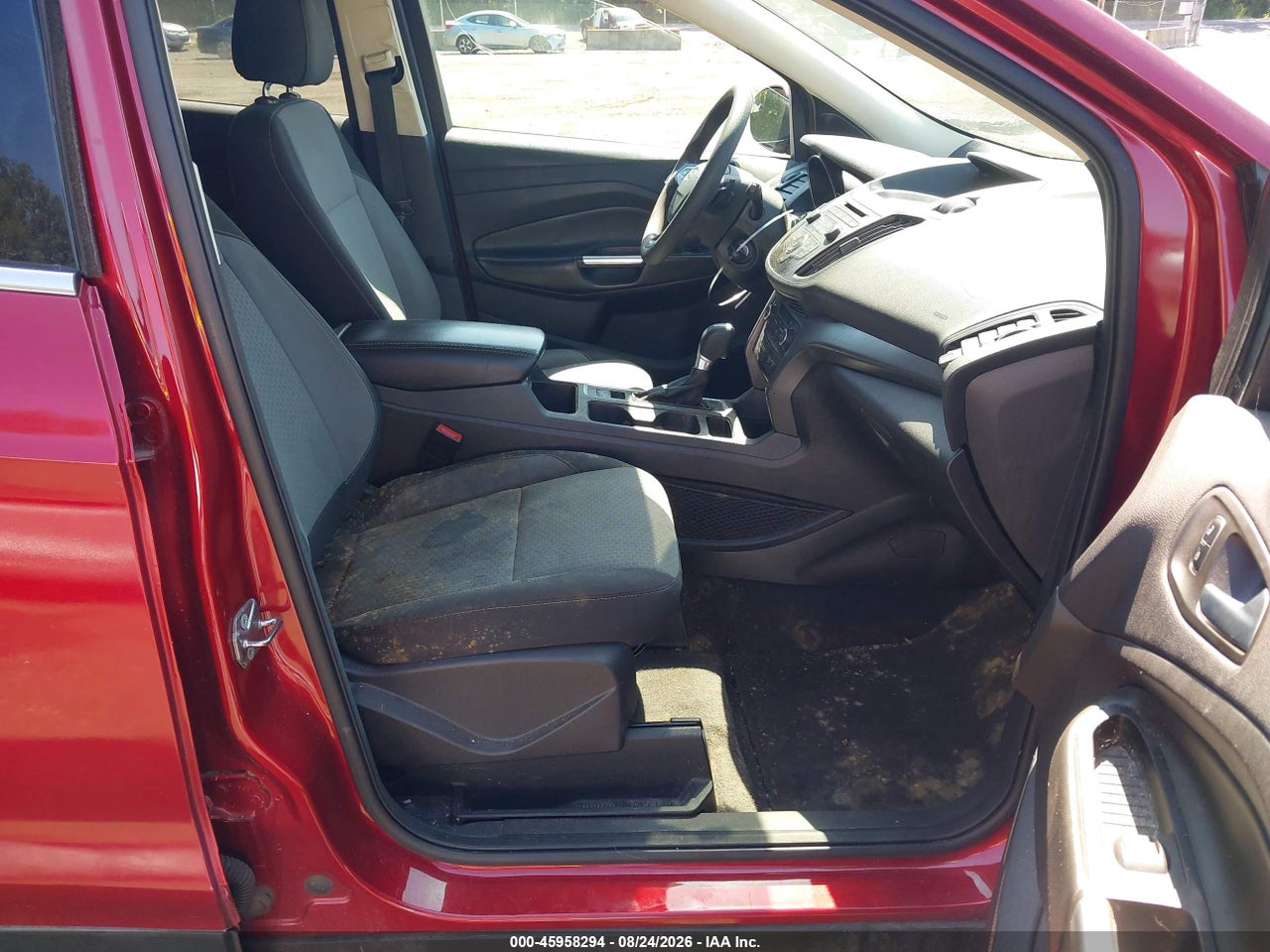 2017 FORD ESCAPE SE · 5/11