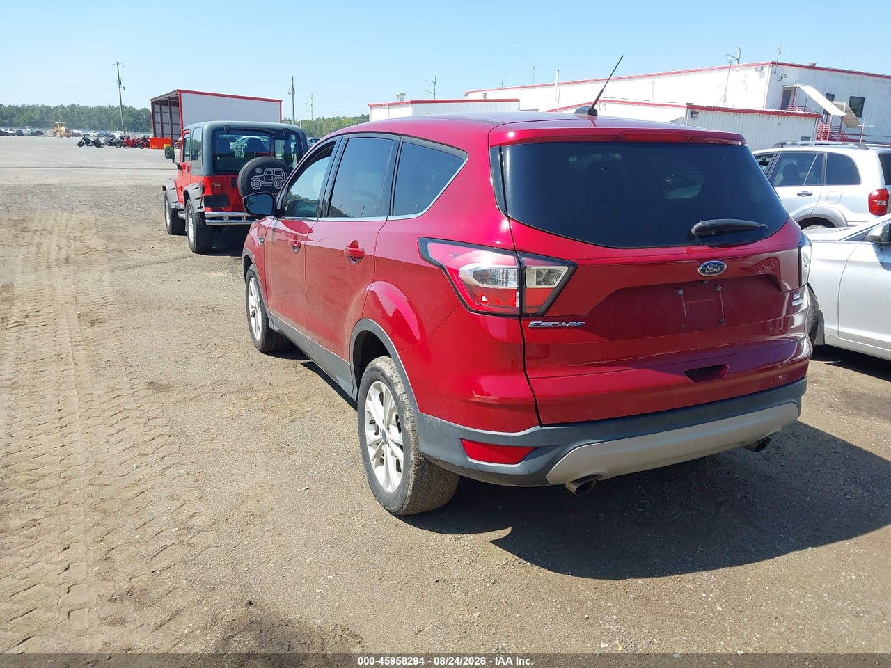2017 FORD ESCAPE SE · 3/11