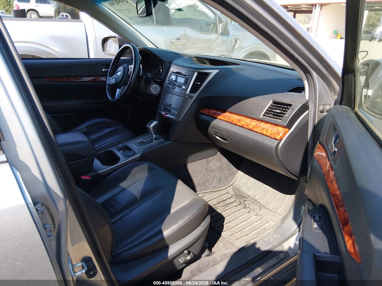 2011 SUBARU OUTBACK 2.5I LIMITED · 5/11