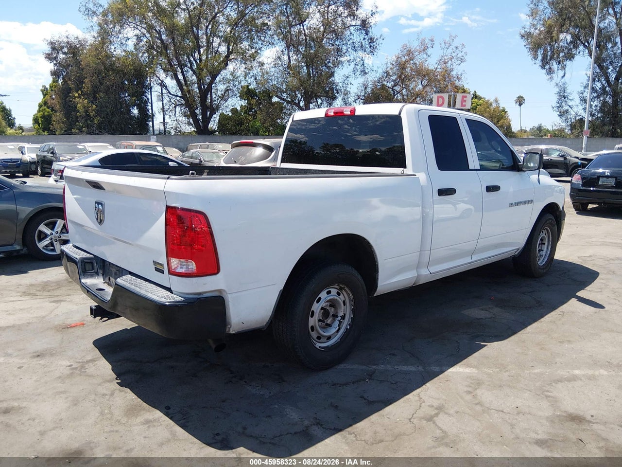 2012 RAM 1500 ST · 4/11