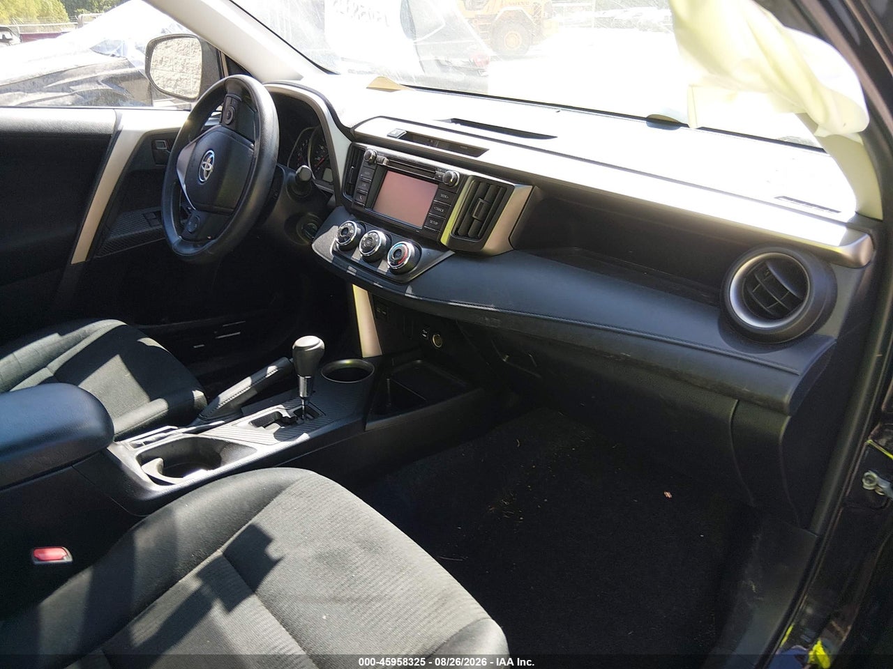 2014 TOYOTA RAV4 LE · 5/6