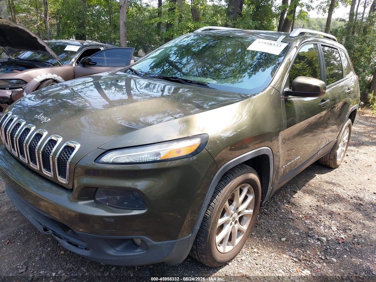 2016 JEEP CHEROKEE LATITUDE · 2/11