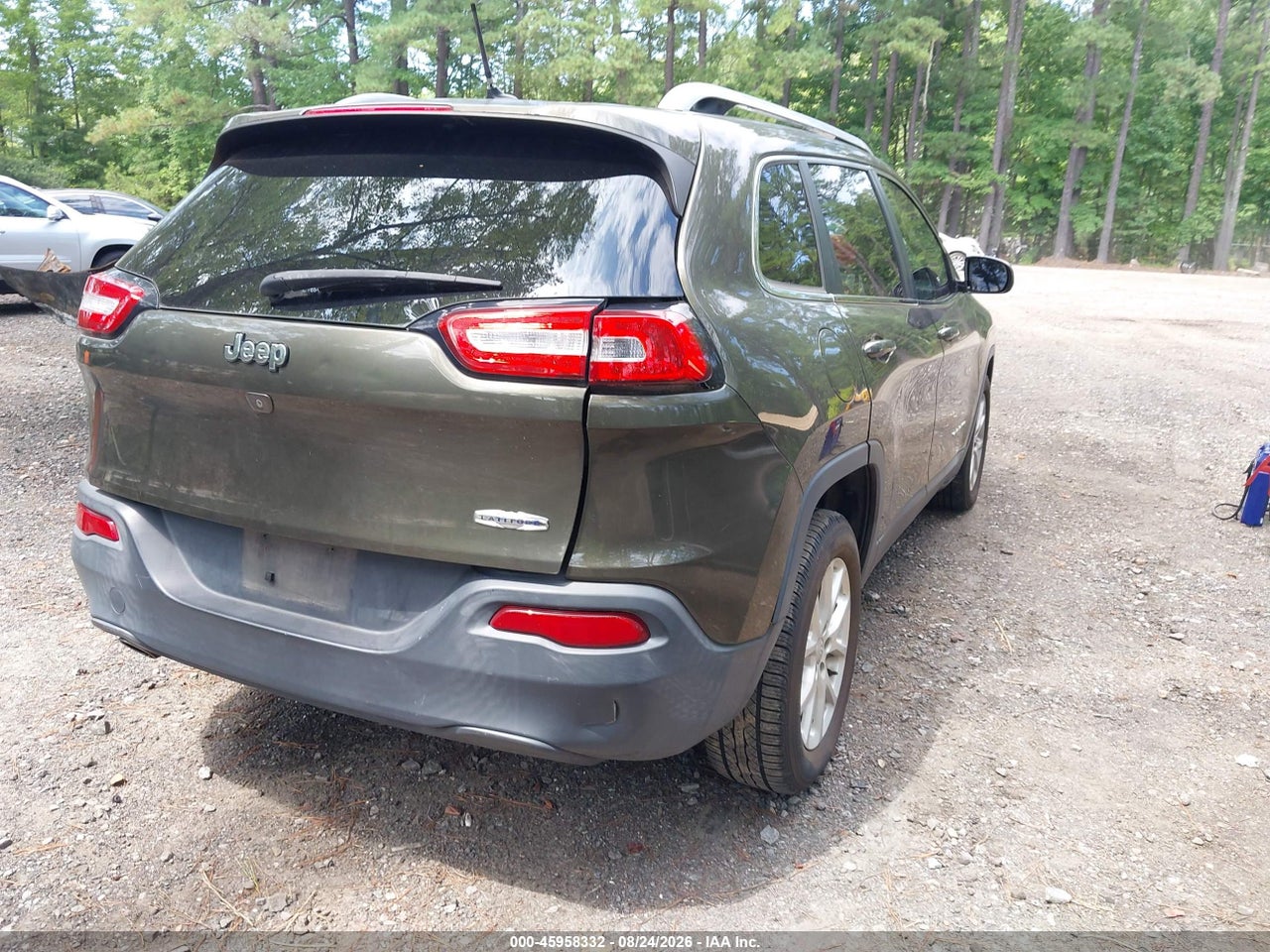 2016 JEEP CHEROKEE LATITUDE · 4/11
