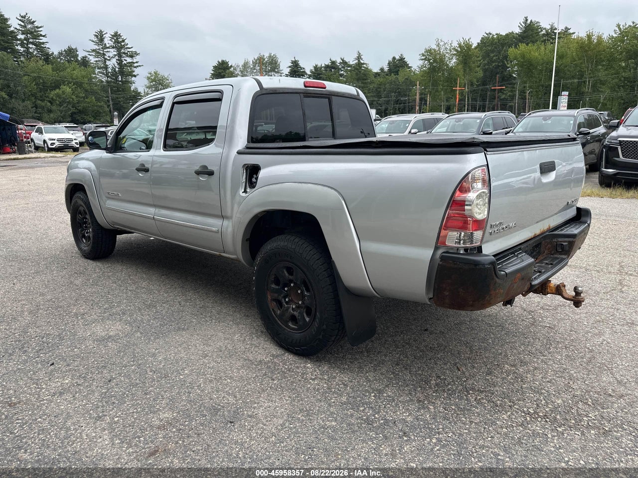 2006 TOYOTA TACOMA BASE V6 · 3/10