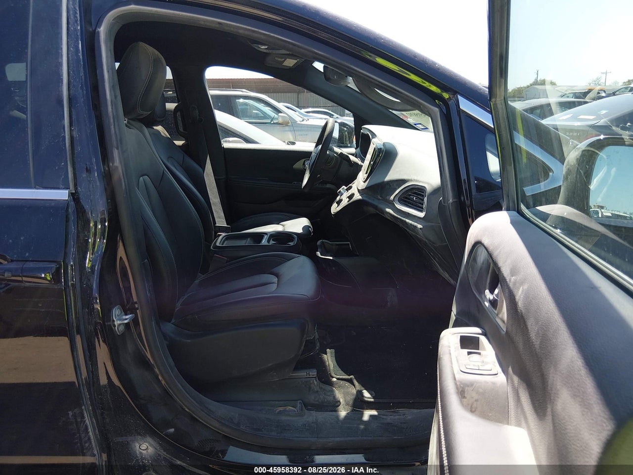 2027 CHRYSLER PACIFICA · 5/11