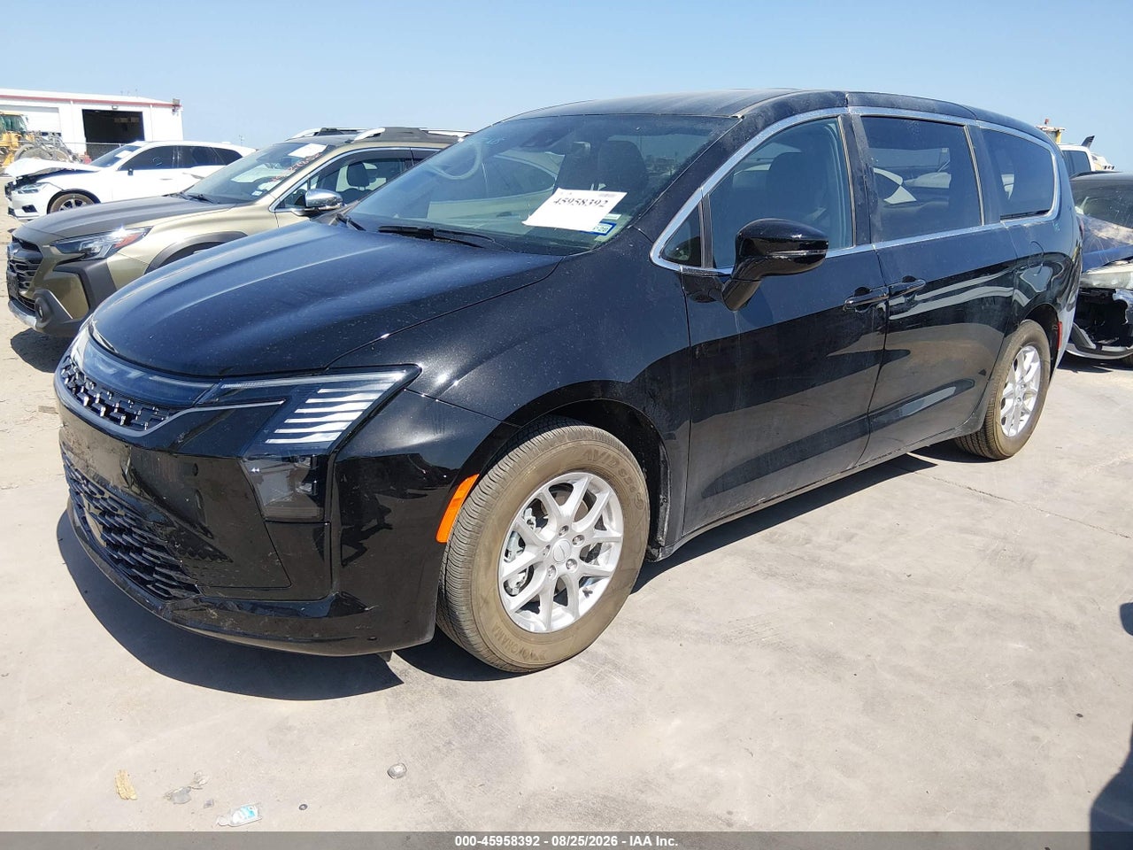 2027 CHRYSLER PACIFICA · 2/11
