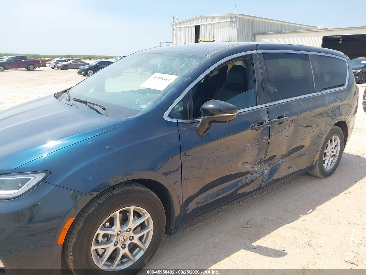 2025 CHRYSLER PACIFICA SELECT · 6/11