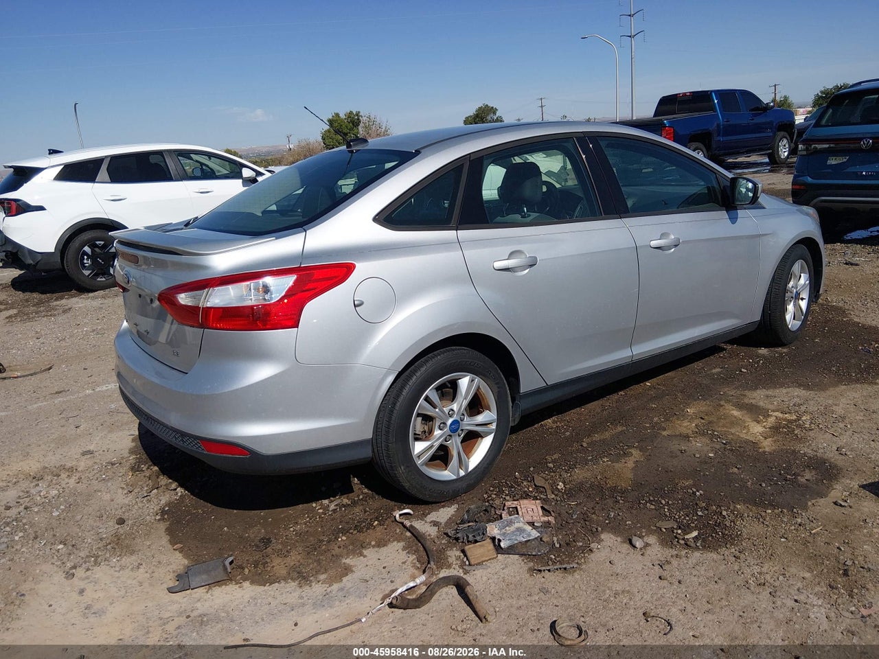 2012 FORD FOCUS SE · 4/11