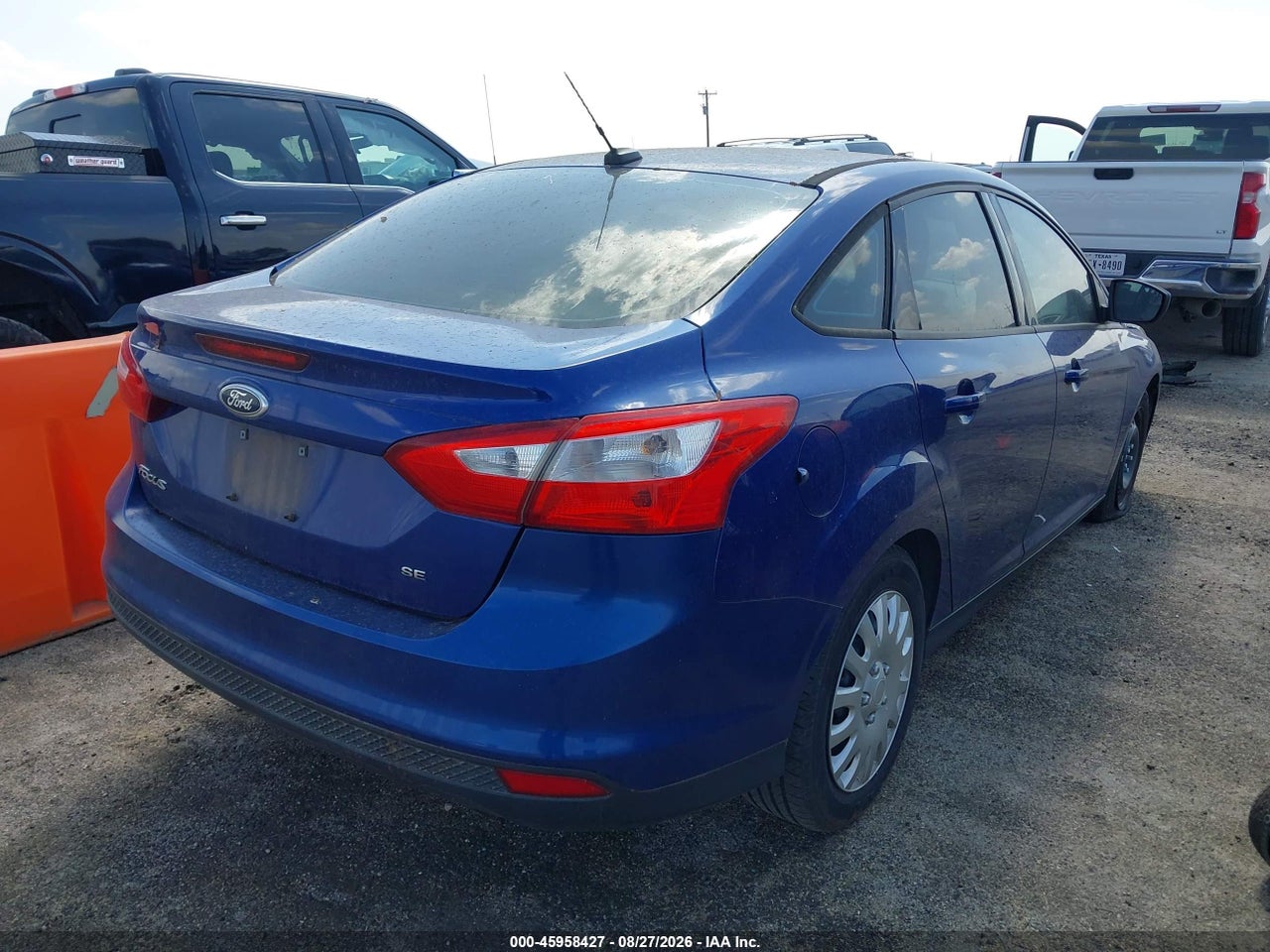 2012 FORD FOCUS SE · 4/11