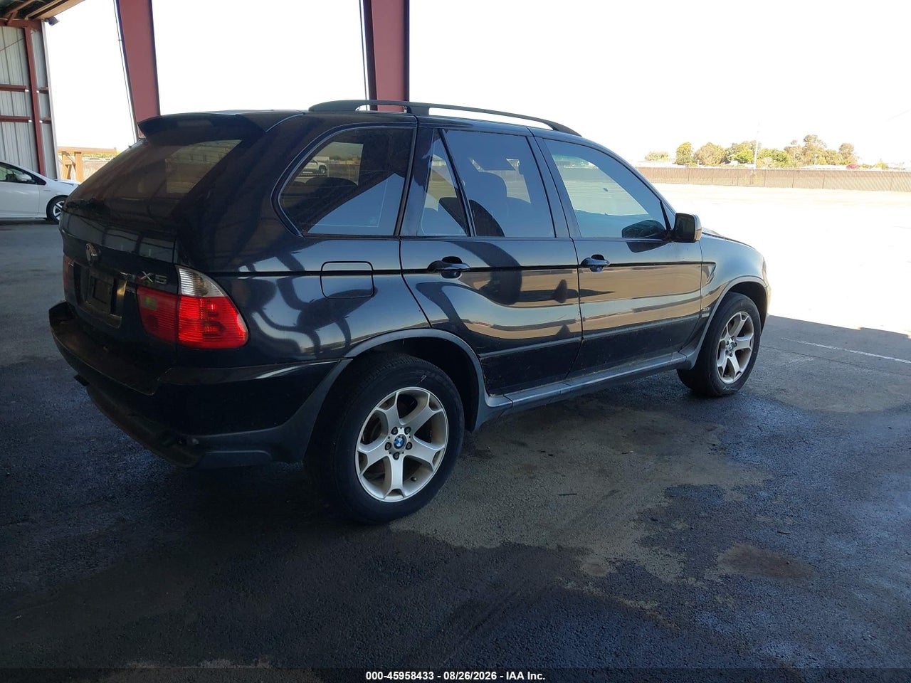 2005 BMW X5 3.0I · 4/11