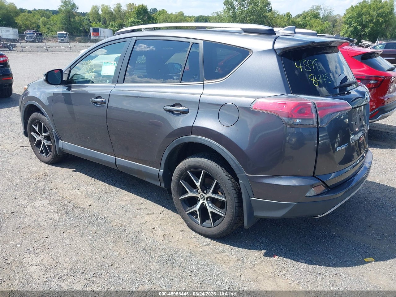 2017 TOYOTA RAV4 SE · 3/11