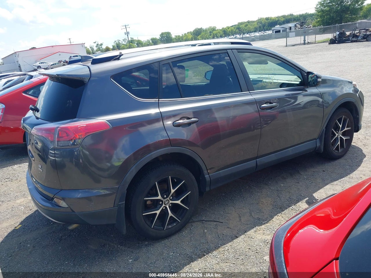2017 TOYOTA RAV4 SE · 4/11