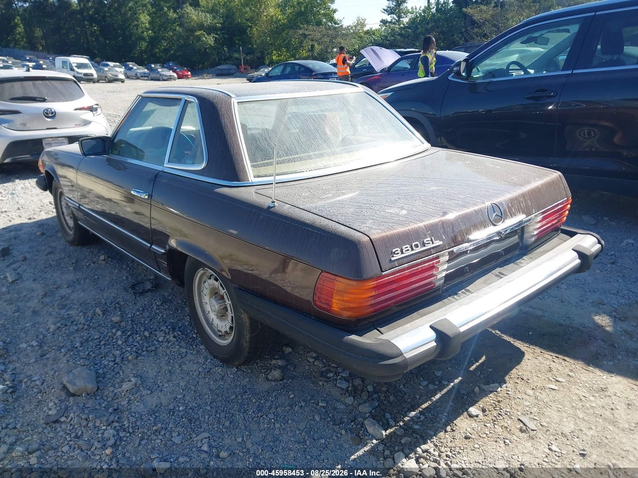 1982 MERCEDES-BENZ 380 SL · 3/11