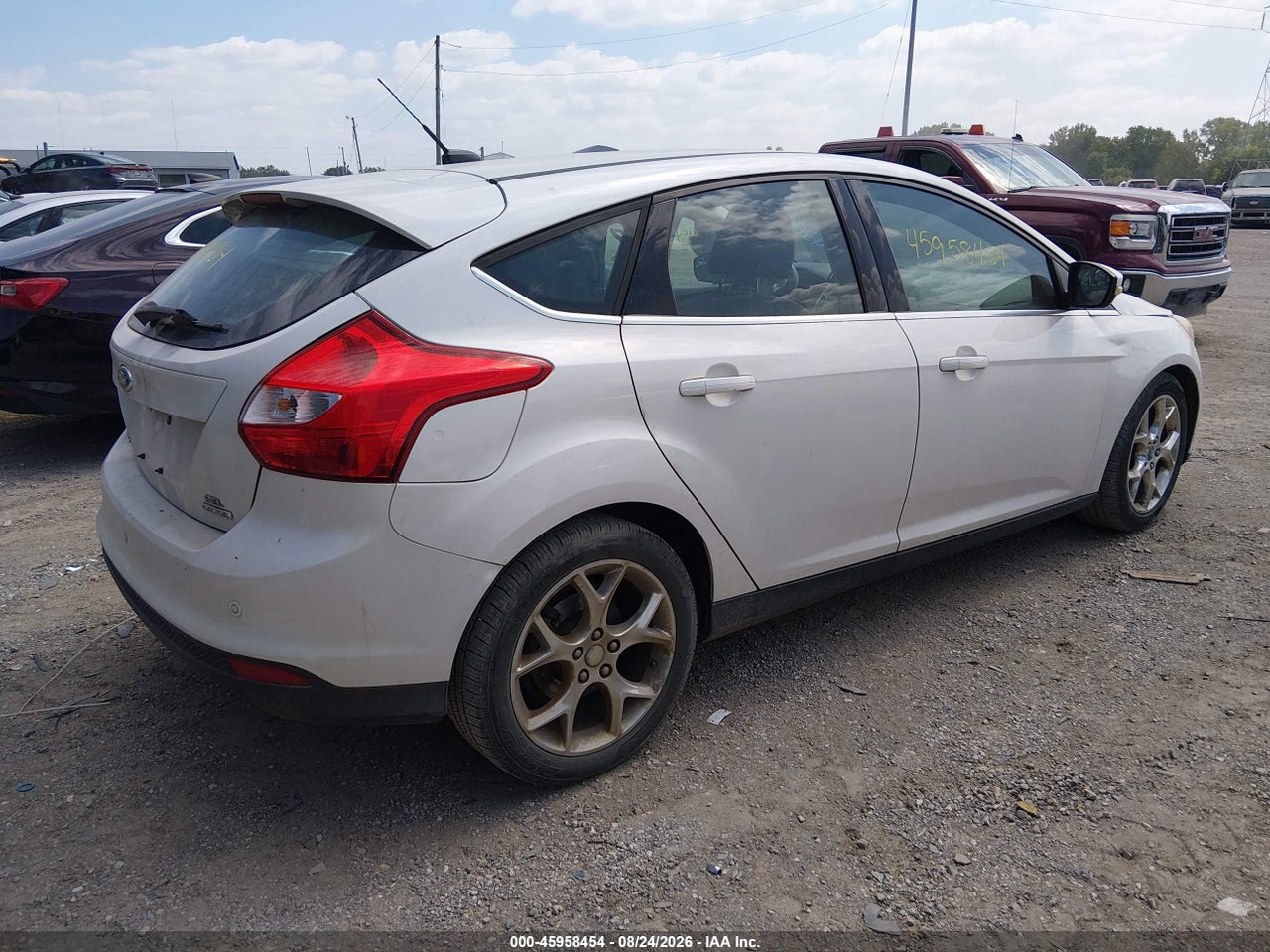 2012 FORD FOCUS SEL · 4/11