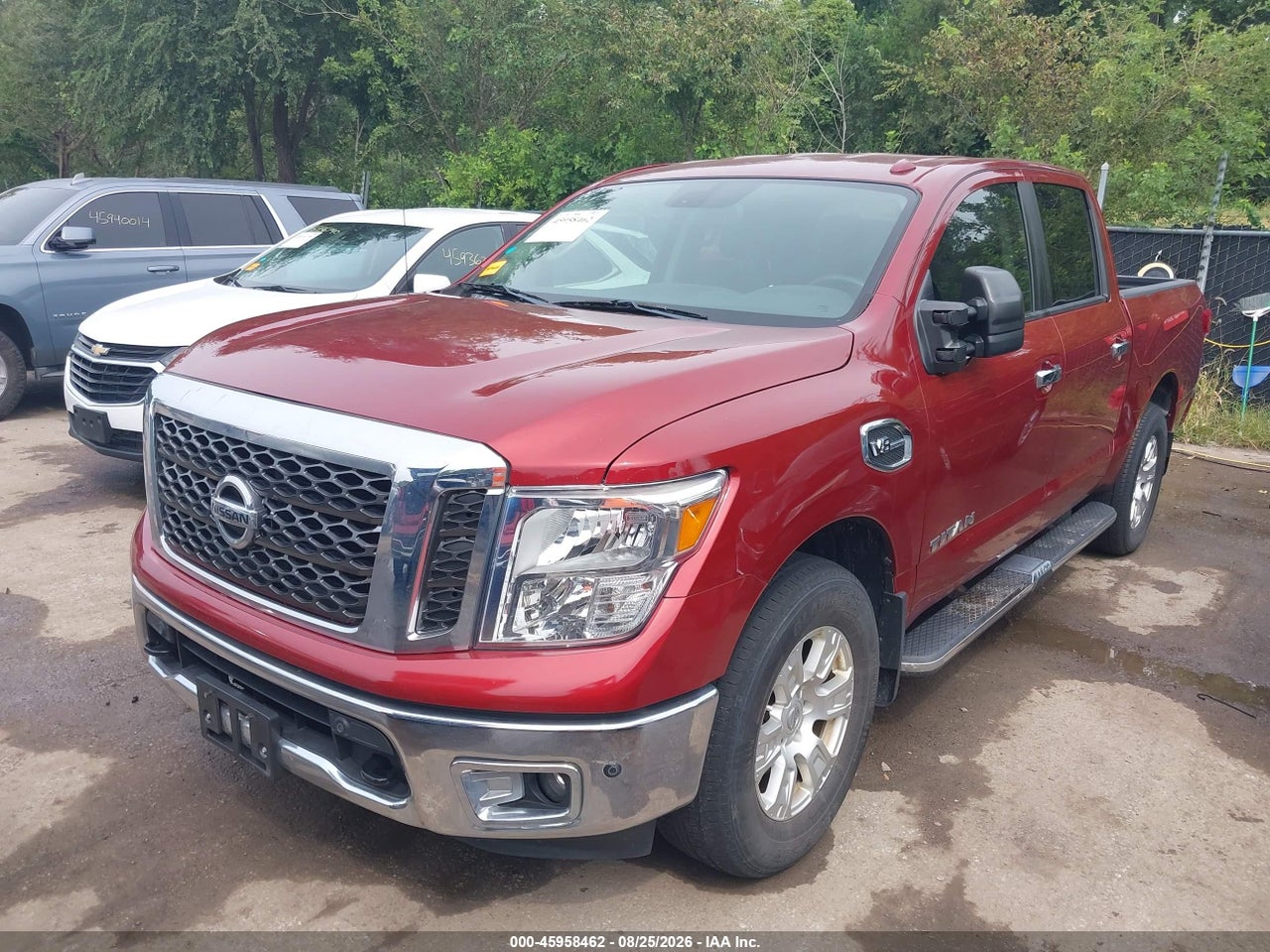 2017 NISSAN TITAN SV · 2/10