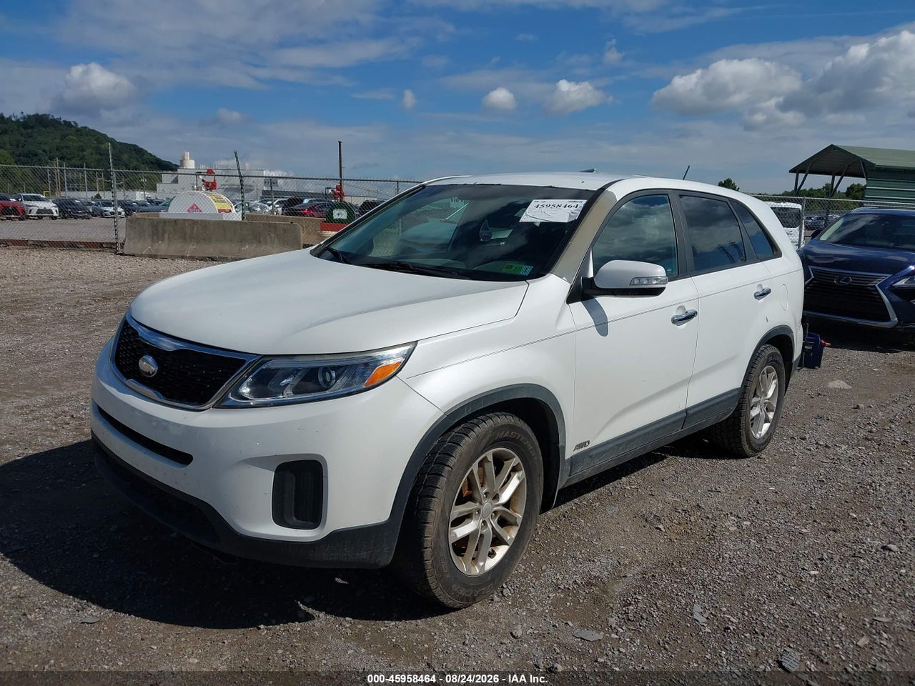 2014 KIA SORENTO LX · 2/11