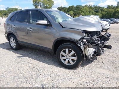 5XYKT3A19CG****** · 2012 KIA SORENTO LX