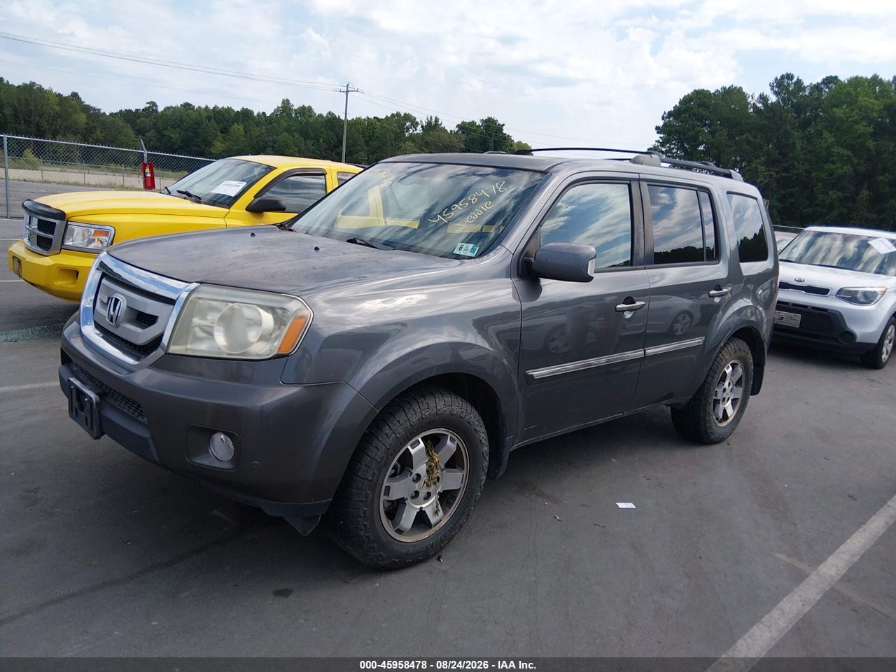 2011 HONDA PILOT TOURING · 2/11