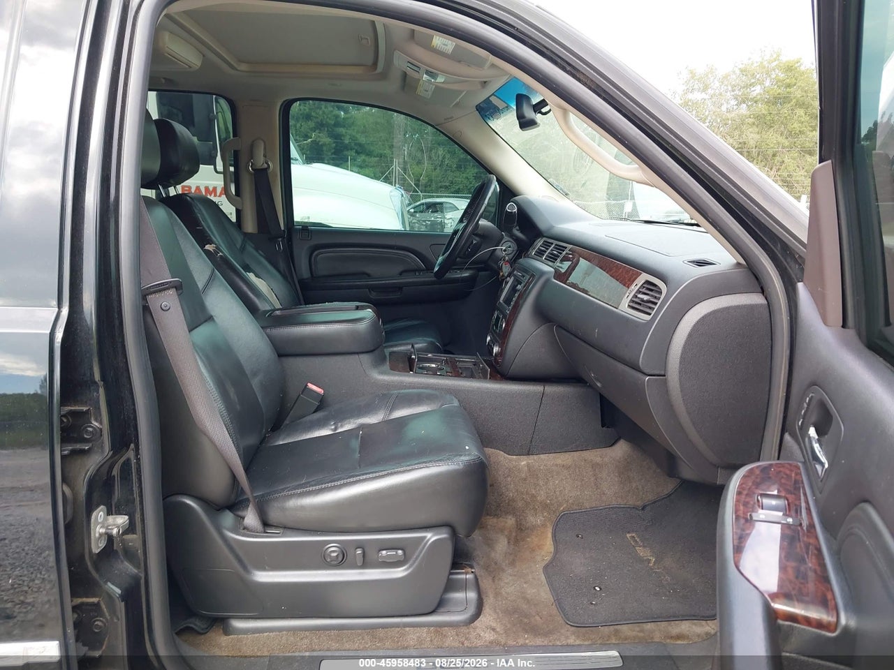 2009 GMC YUKON DENALI · 5/11