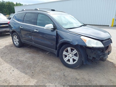 1GNKVJED8BJ****** · 2011 CHEVROLET TRAVERSE 2LT