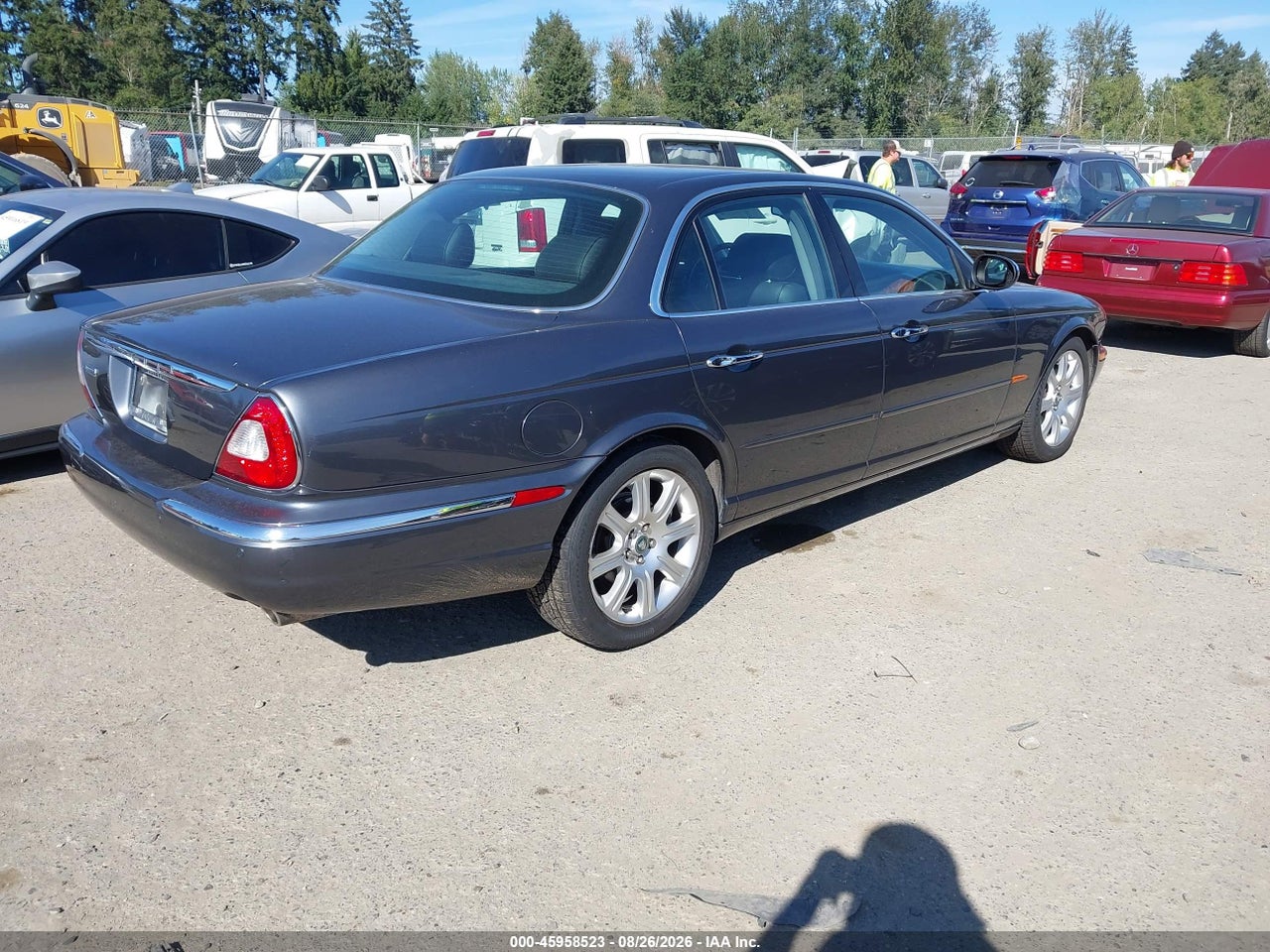 2004 JAGUAR XJ VANDEN PLAS · 4/11