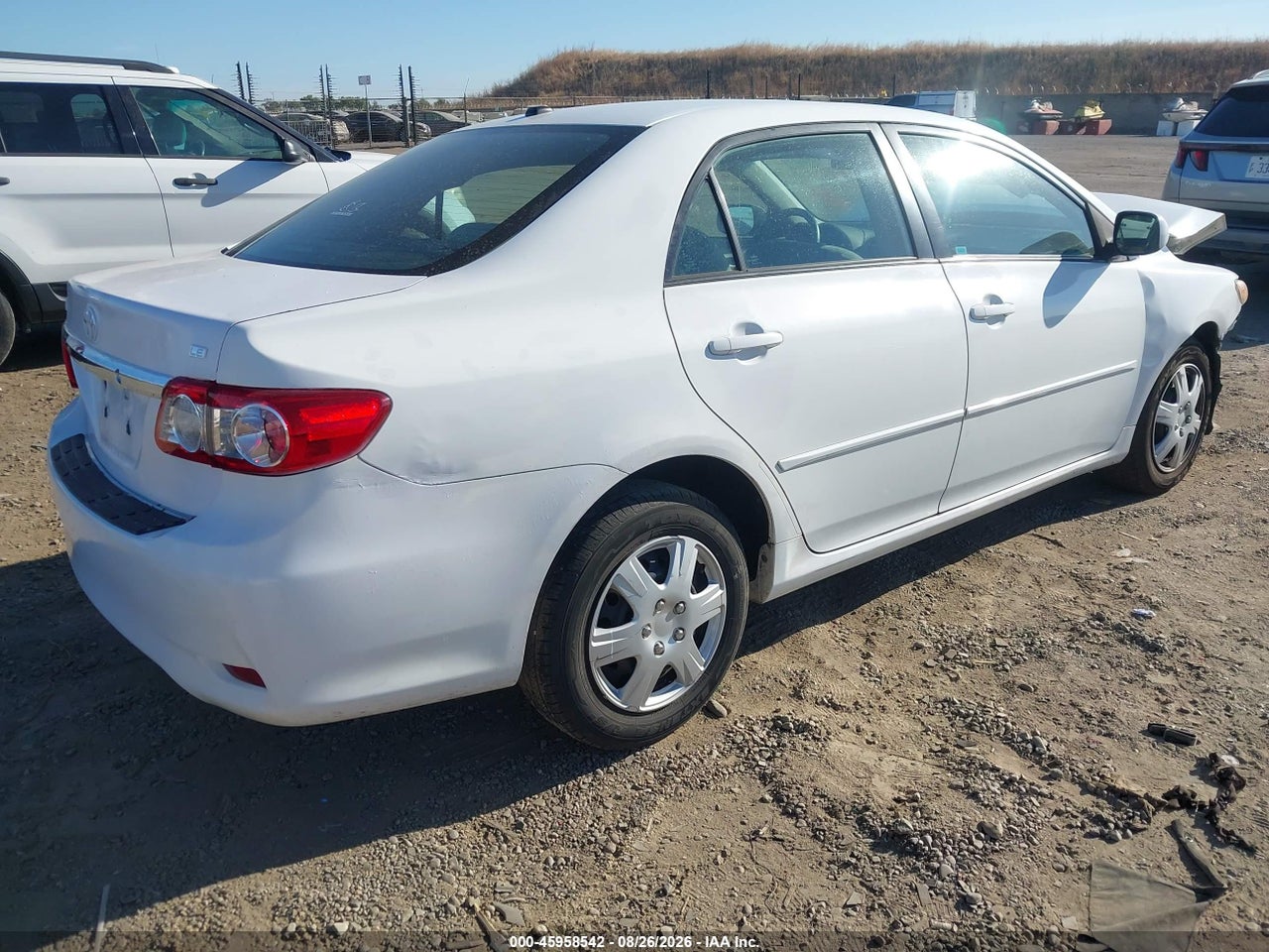 2011 TOYOTA COROLLA LE · 4/11