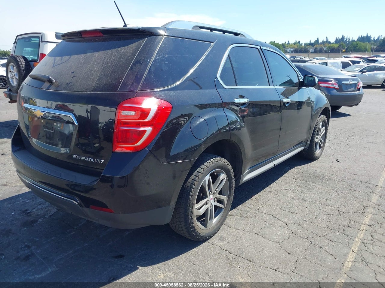 2016 CHEVROLET EQUINOX LTZ · 4/10