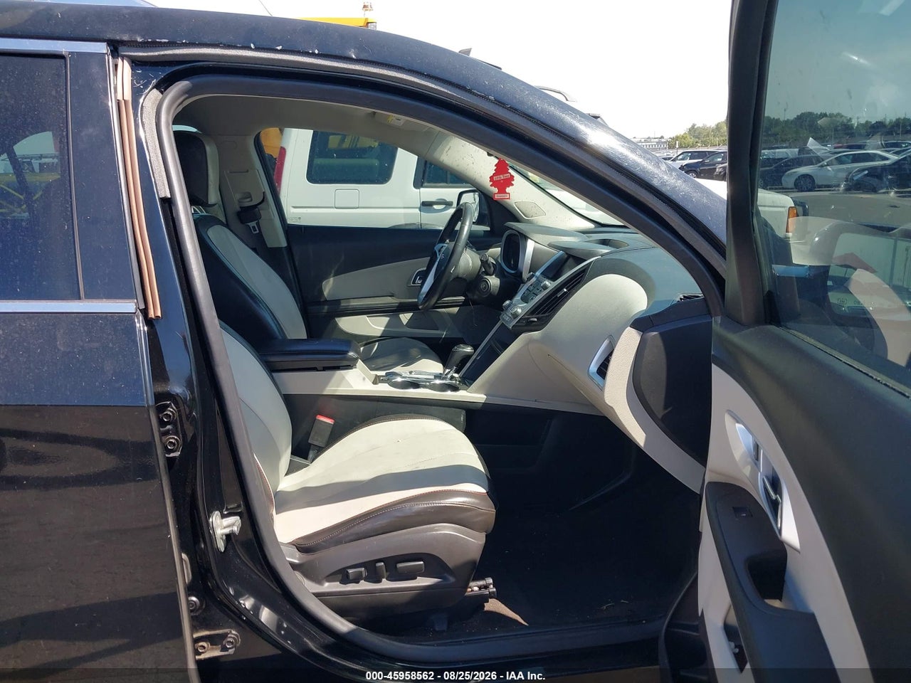2016 CHEVROLET EQUINOX LTZ · 5/10