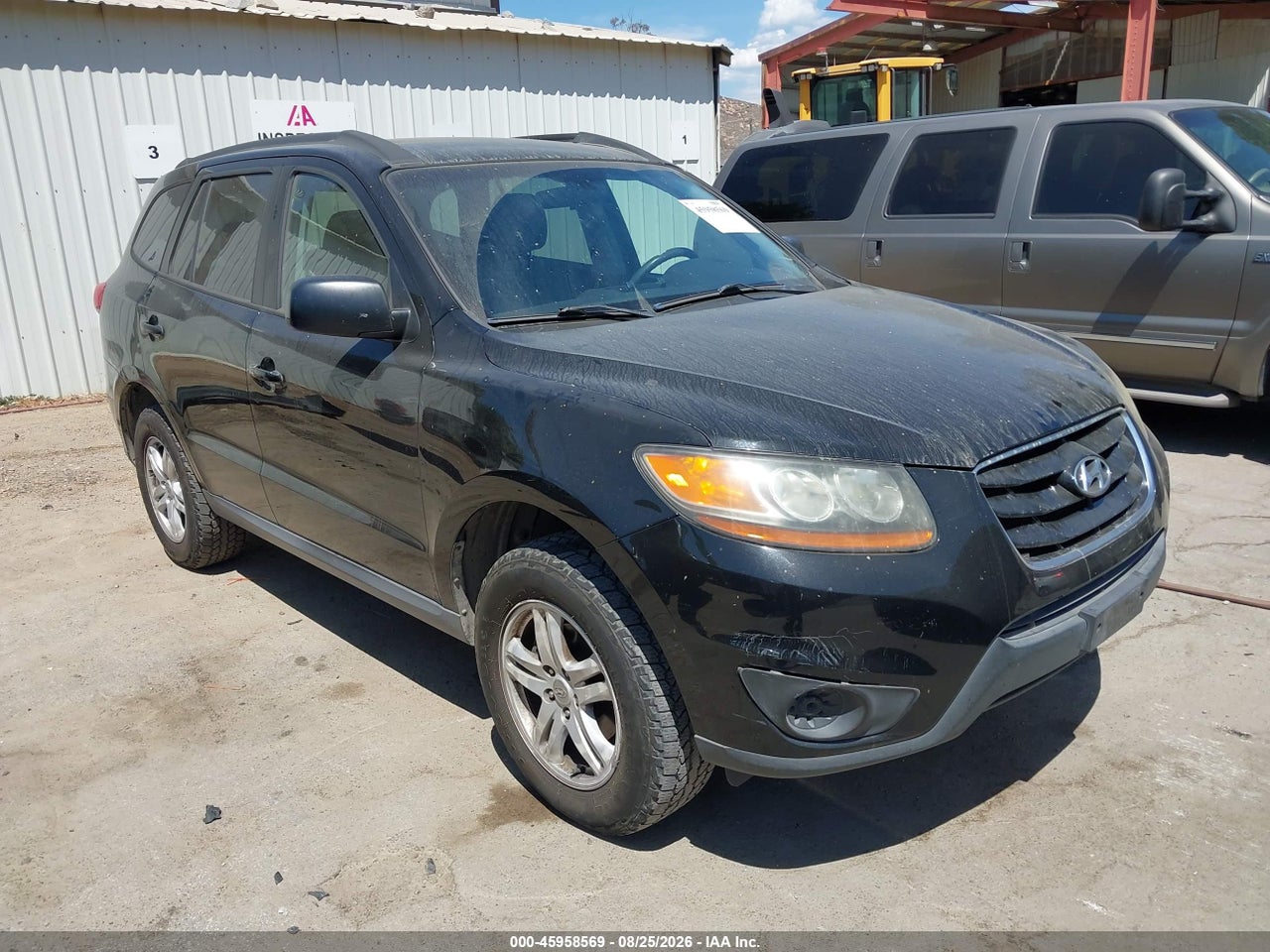 5XYZG3AB9BG****** · 2011 HYUNDAI SANTA FE GLS
