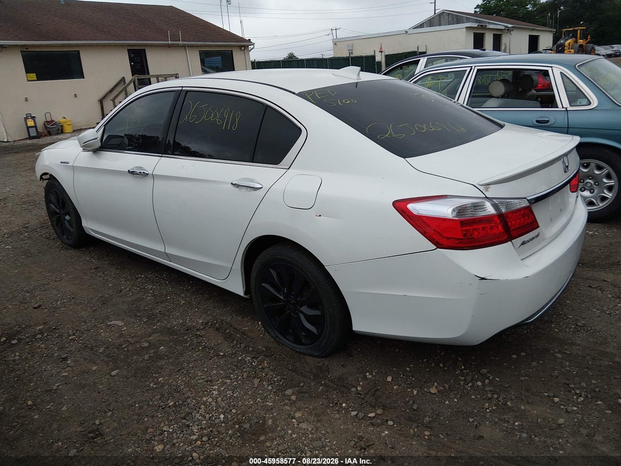 2014 HONDA ACCORD HYBRID · 3/10