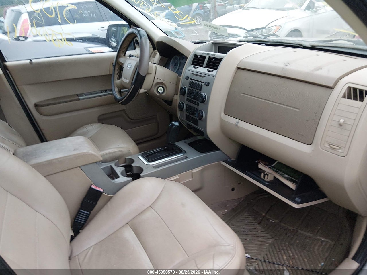2008 FORD ESCAPE XLT · 5/10