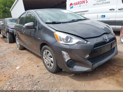 2015 TOYOTA PRIUS C TWO