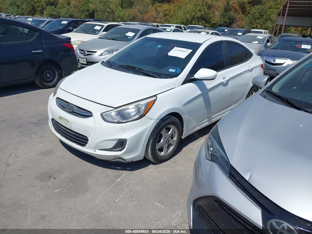 2016 HYUNDAI ACCENT SE · 2/11