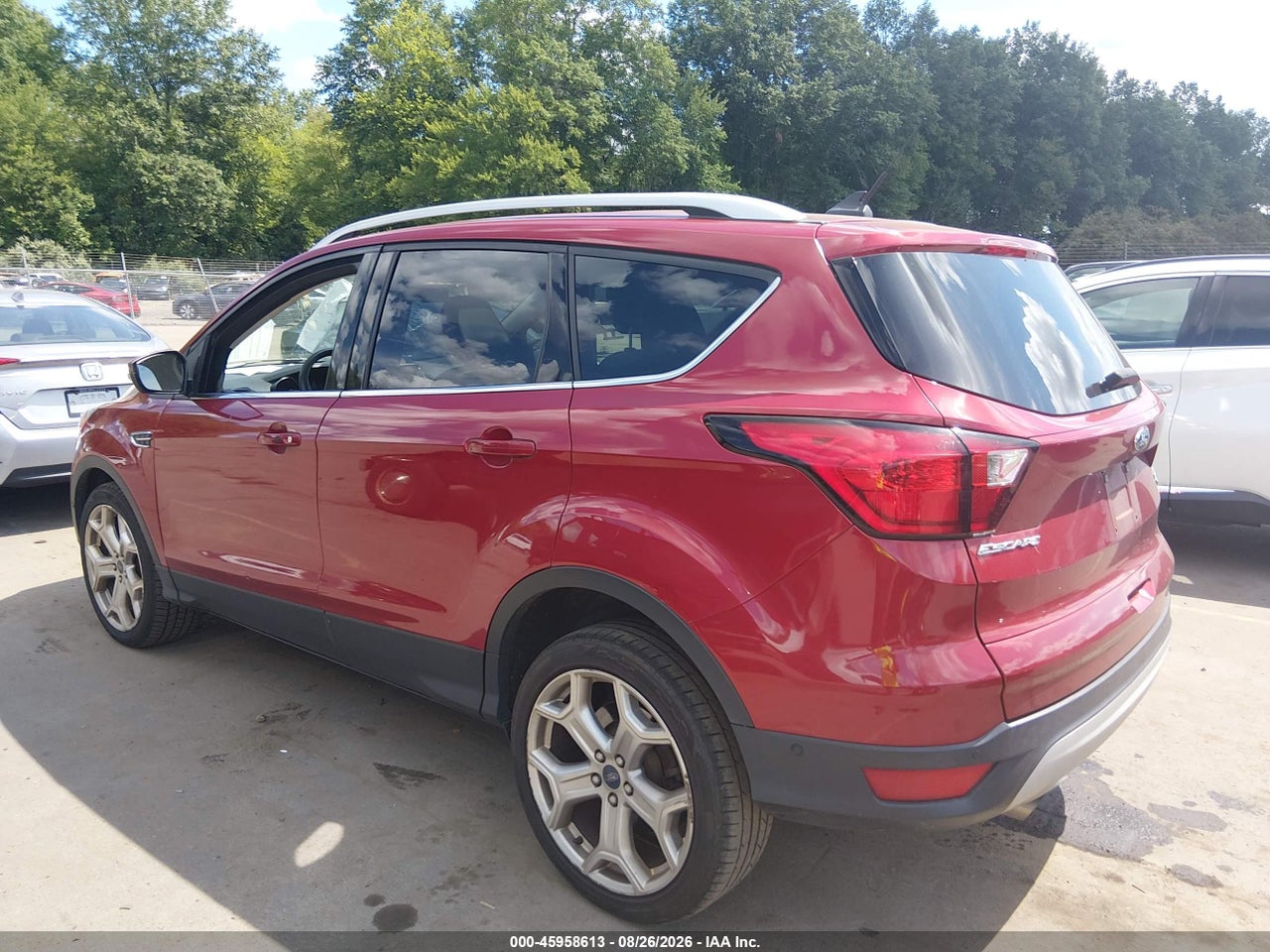 2019 FORD ESCAPE TITANIUM · 3/11