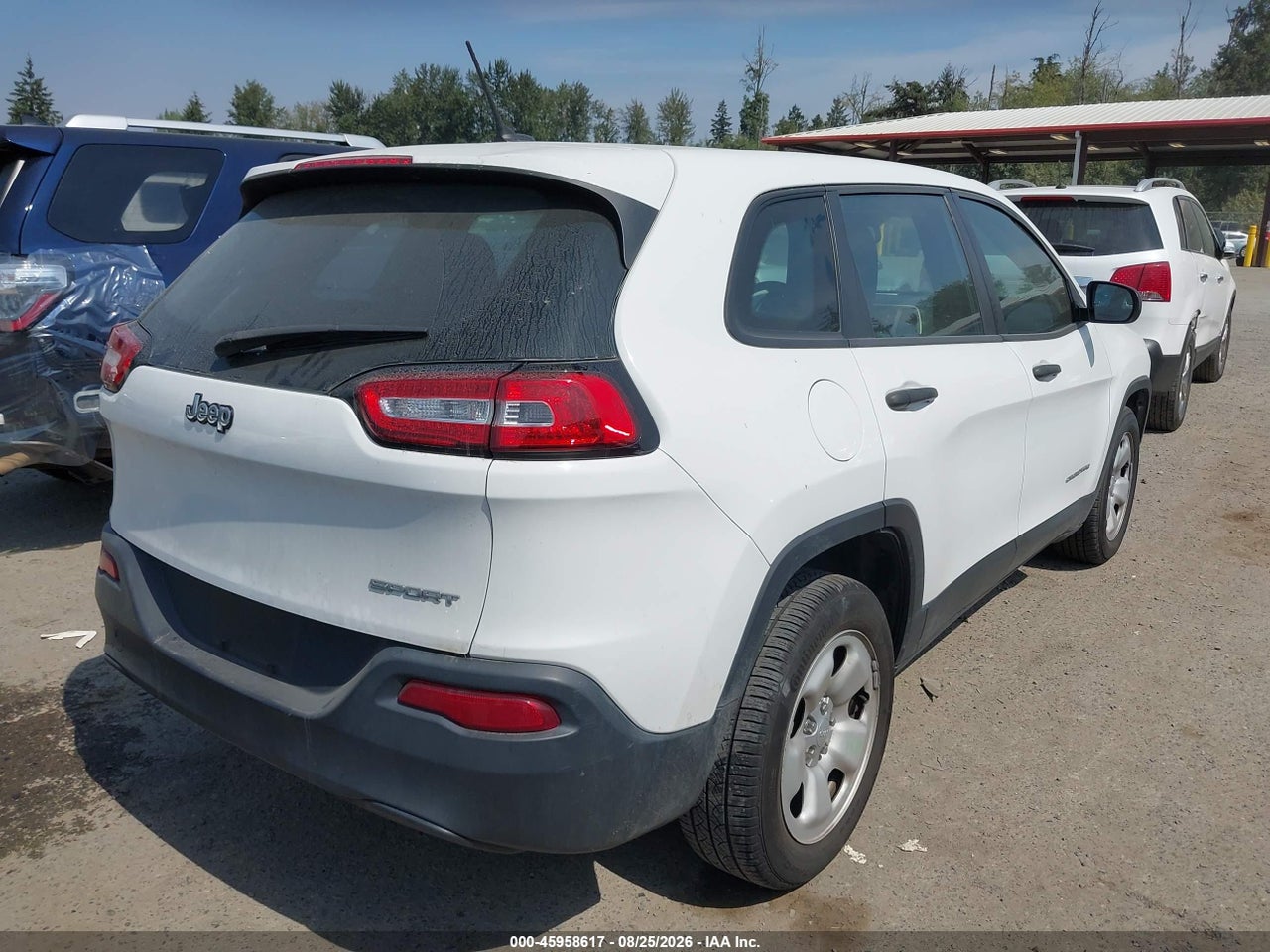2016 JEEP CHEROKEE SPORT · 4/11