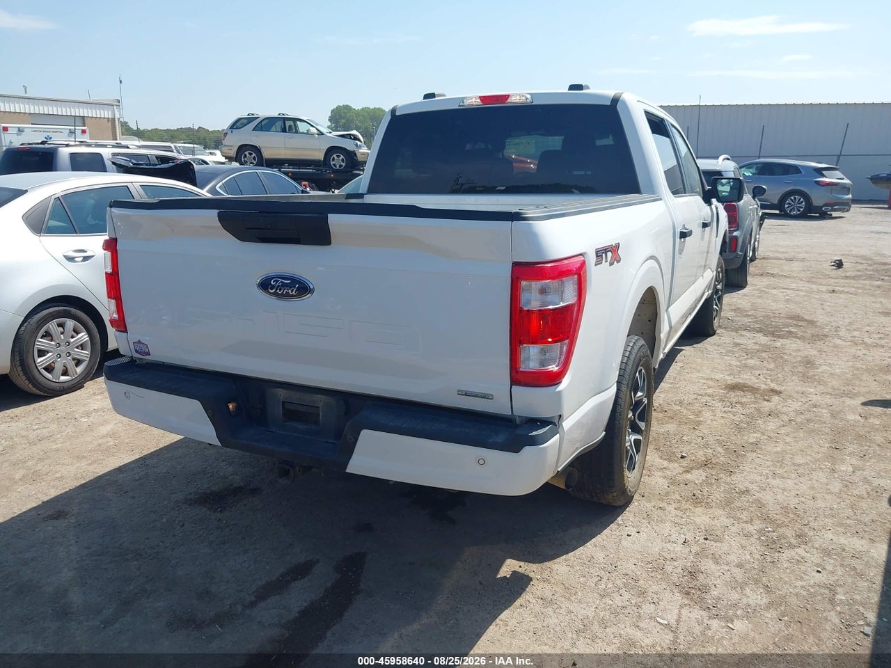 2023 FORD F-150 XL · 4/11