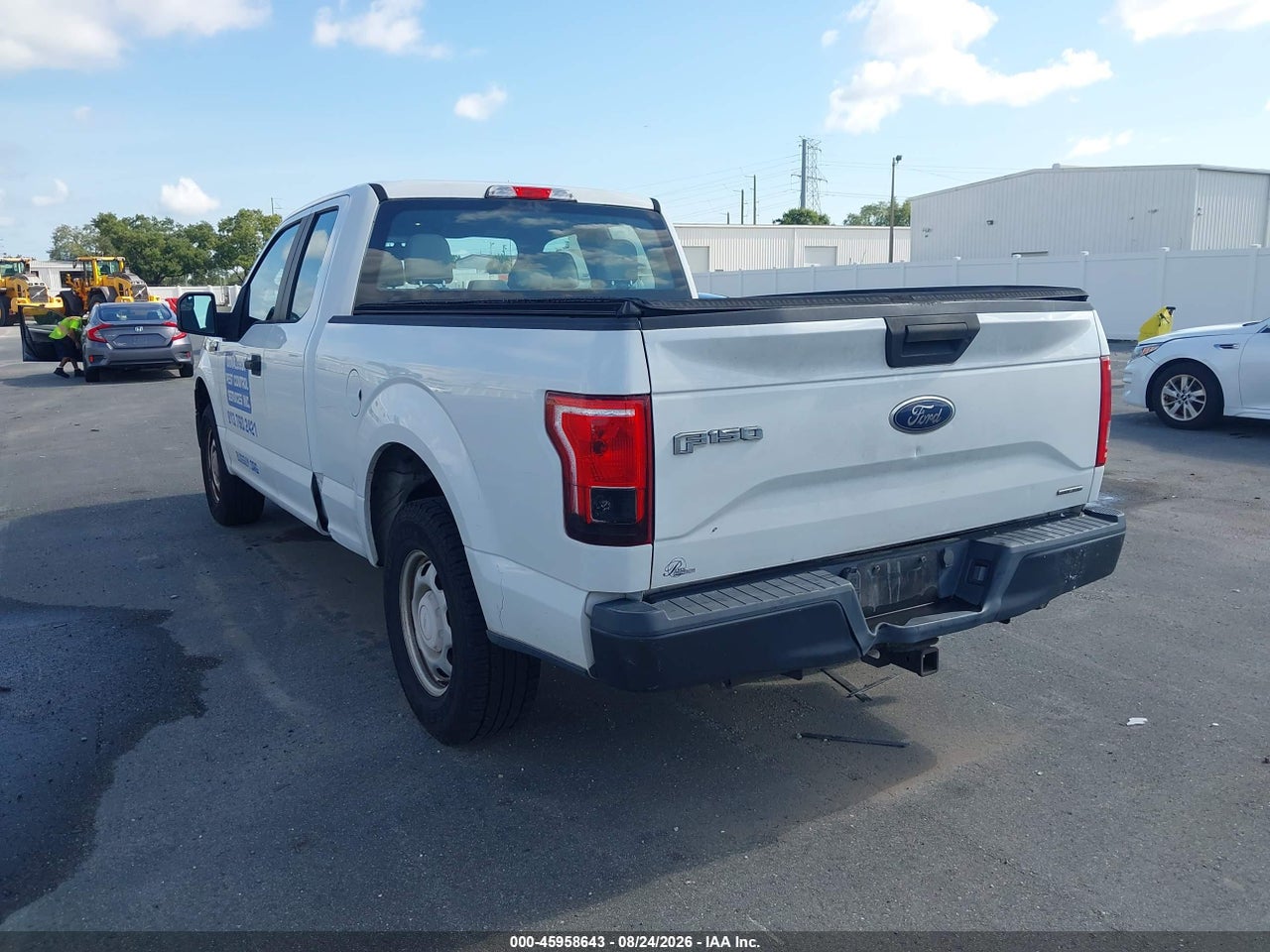 2016 FORD F-150 XL · 3/11