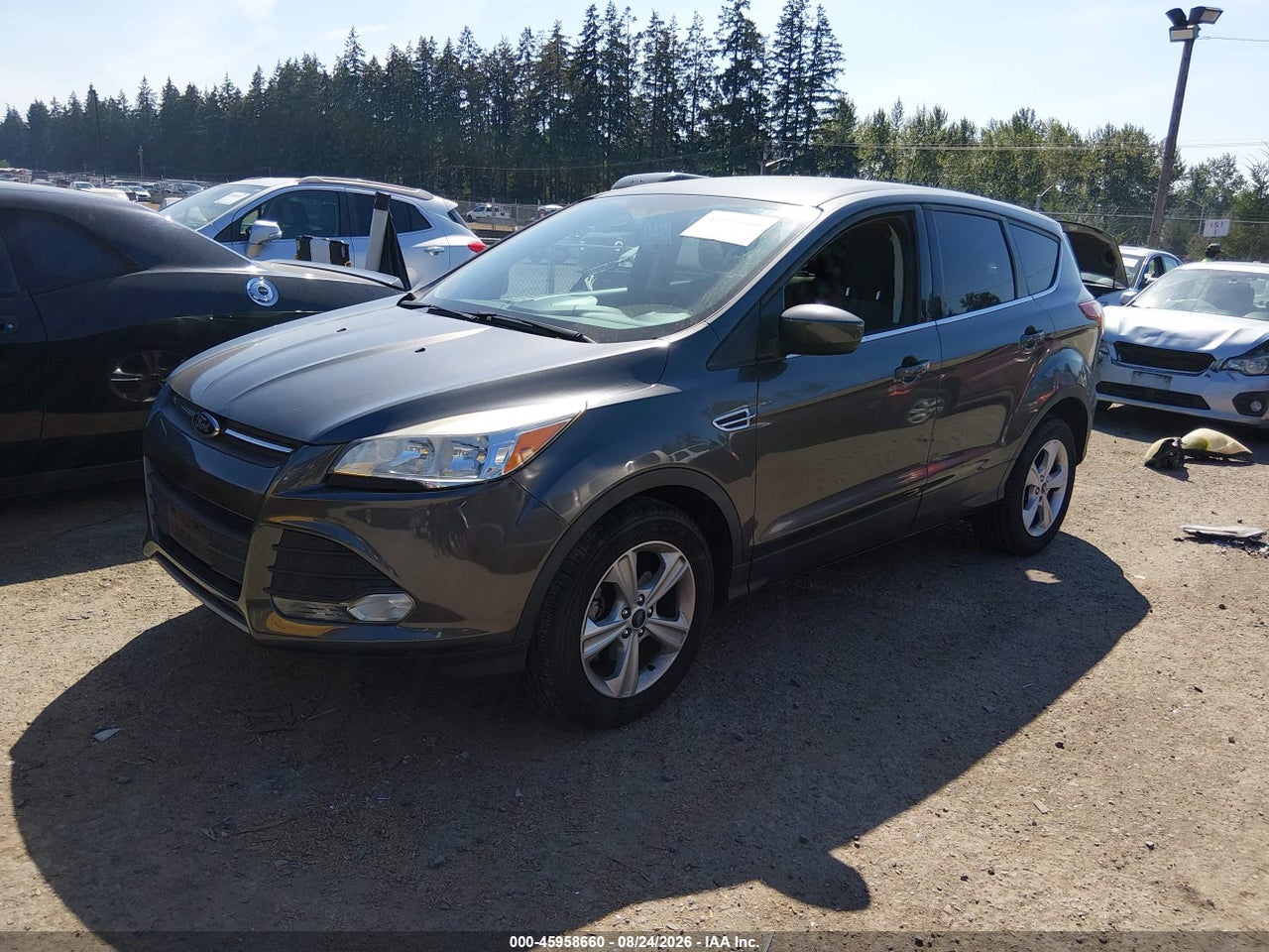 2015 FORD ESCAPE SE · 2/11