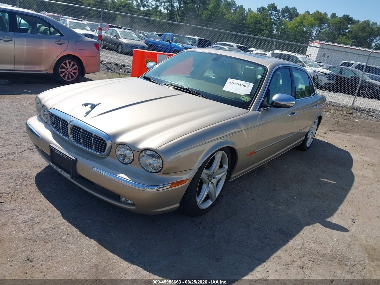 2005 JAGUAR XJ VANDEN PLAS · 2/11