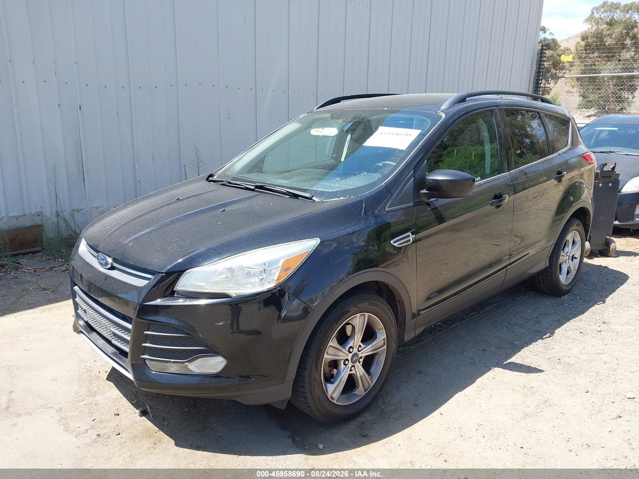 2016 FORD ESCAPE SE · 2/11