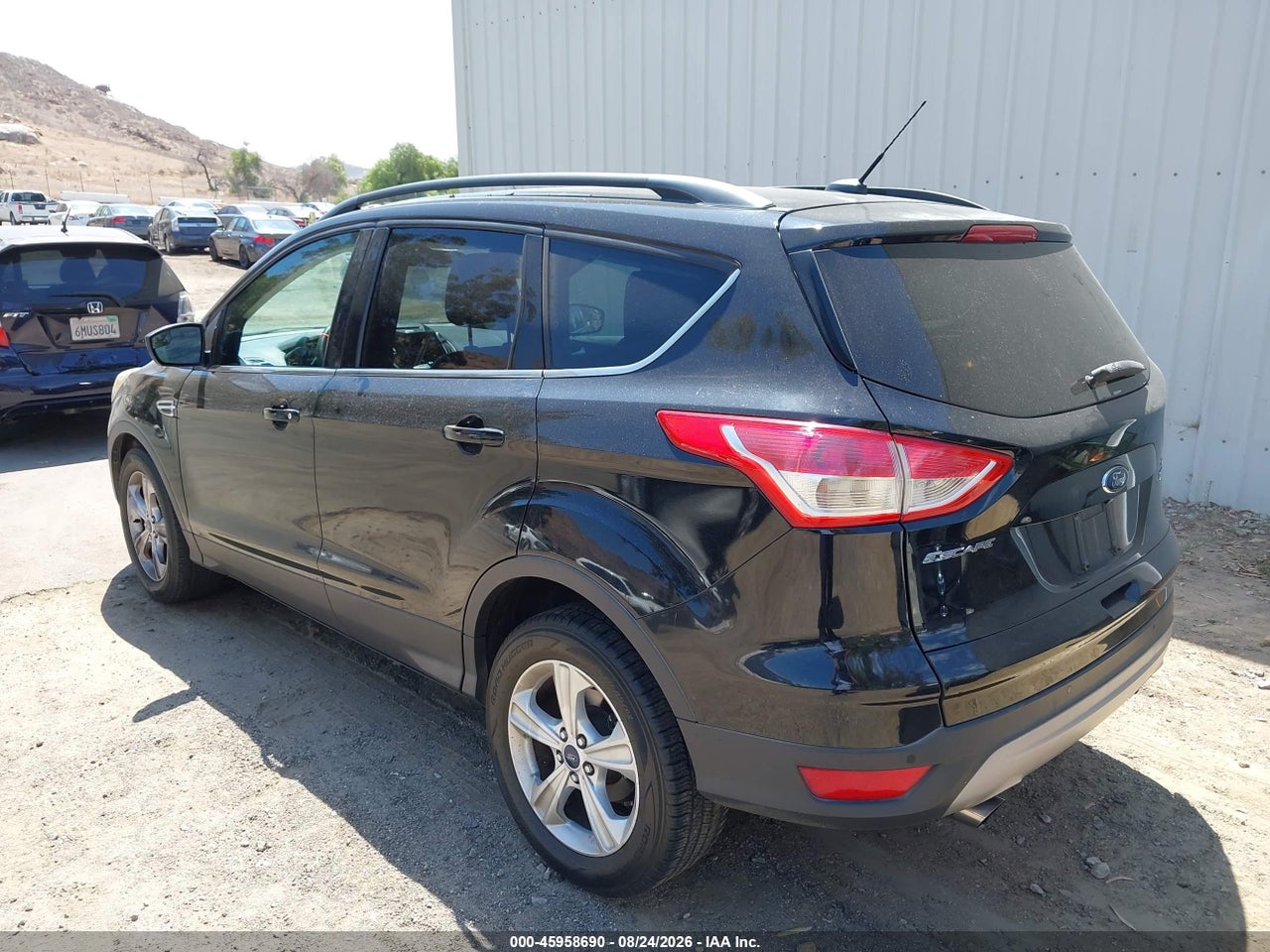 2016 FORD ESCAPE SE · 3/11