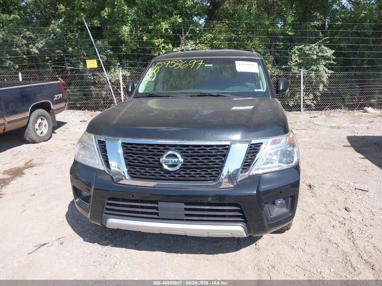 2017 NISSAN ARMADA SV · 6/10