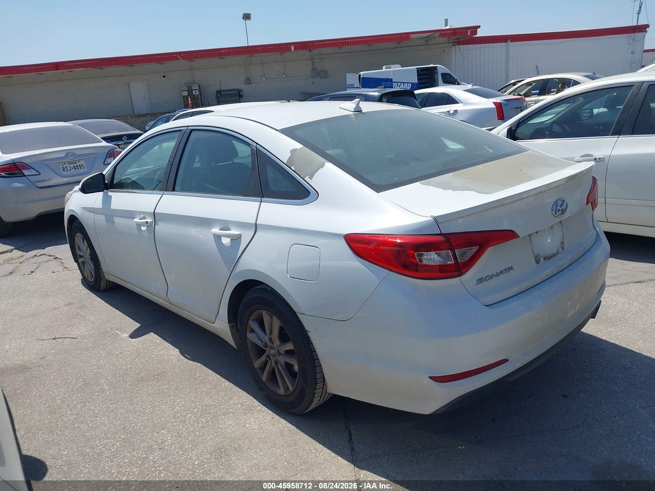 2016 HYUNDAI SONATA SE · 3/11