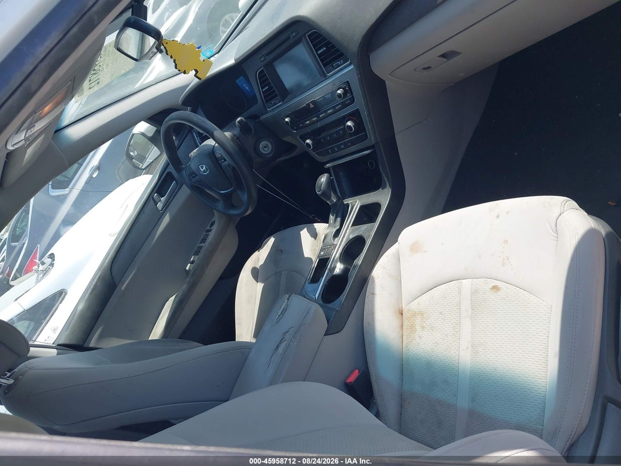 2016 HYUNDAI SONATA SE · 5/11