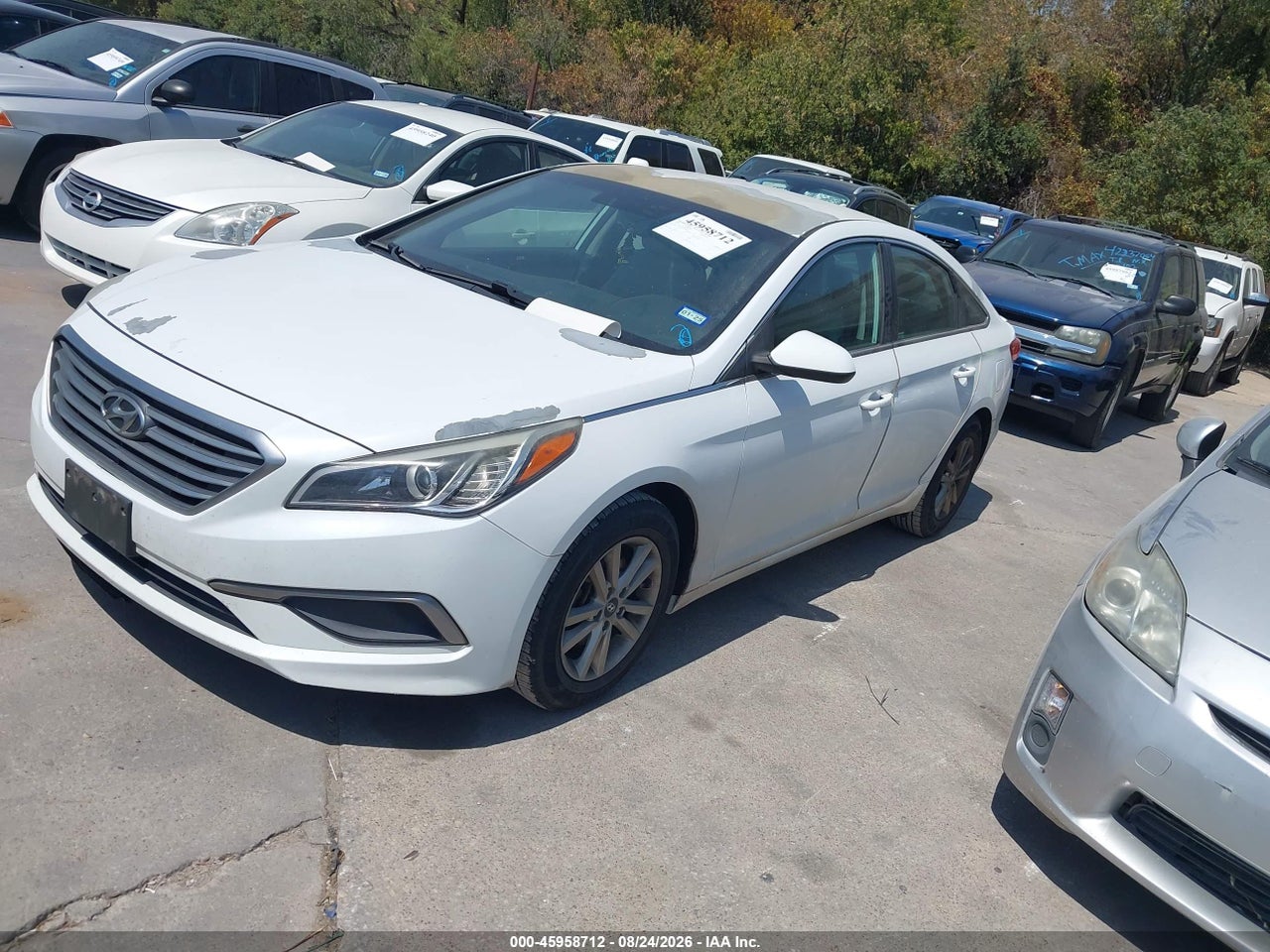 2016 HYUNDAI SONATA SE · 2/11