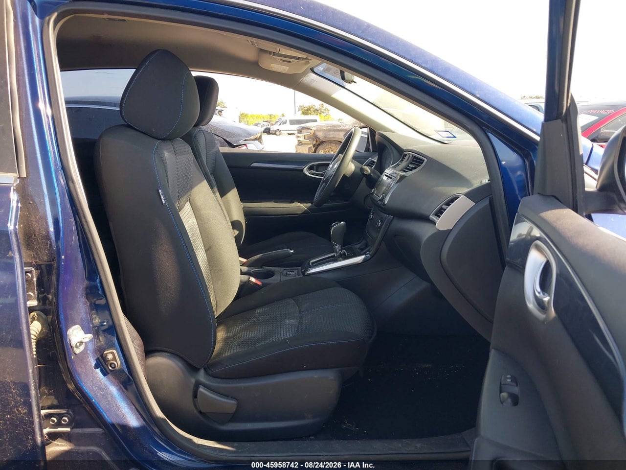 2017 NISSAN SENTRA SR · 5/11