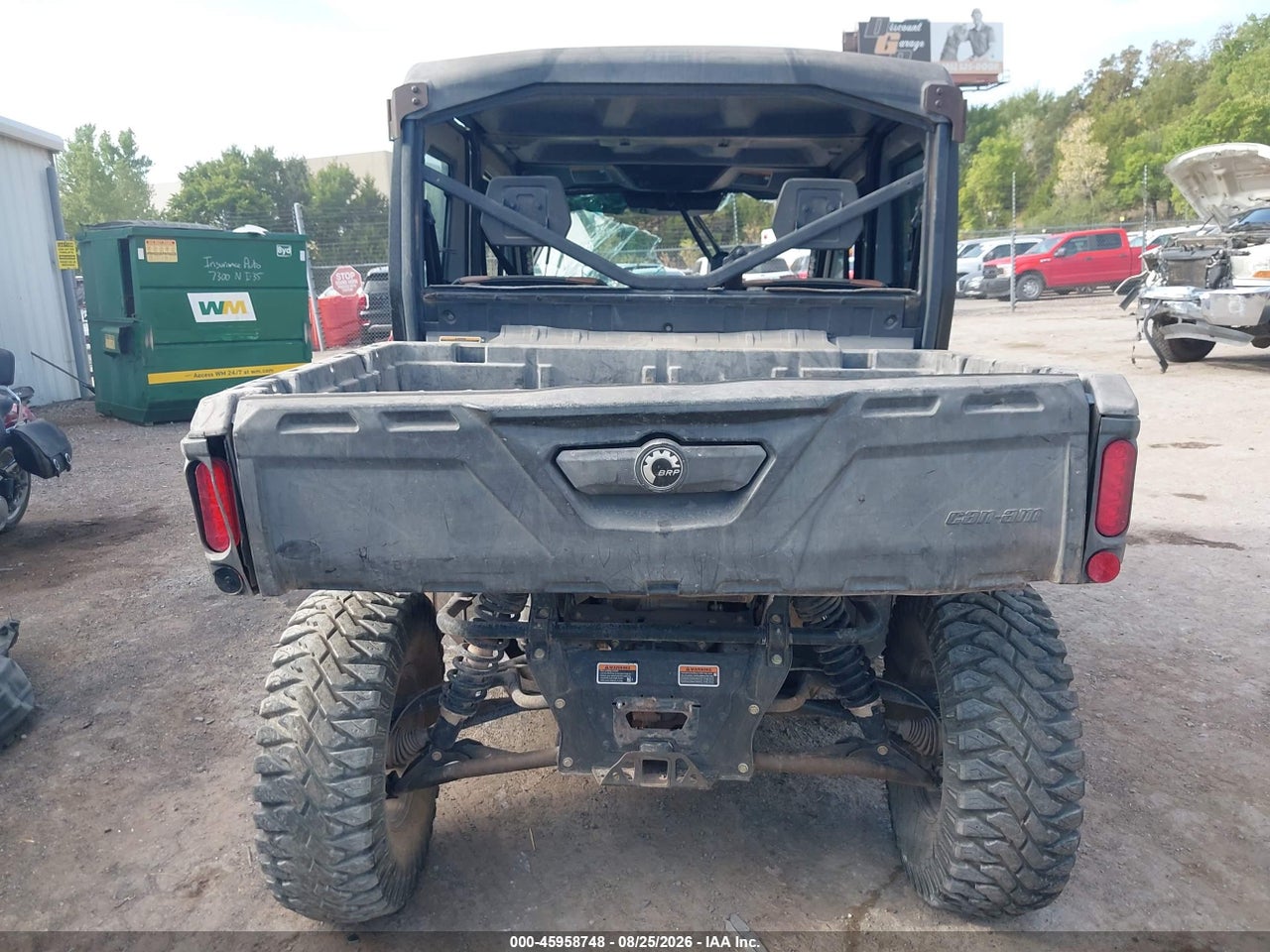 2021 CAN-AM DEFENDER MAX LIMITED CAB HD10 · 6/11