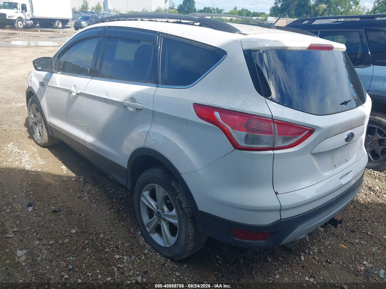 2014 FORD ESCAPE SE · 3/11