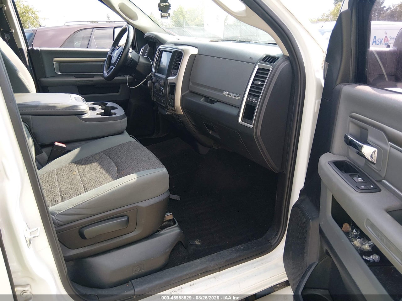 2016 RAM 1500 BIG HORN · 5/11