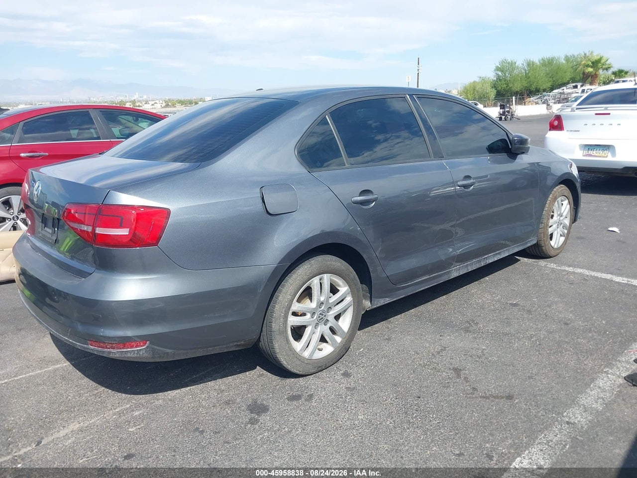 2015 VOLKSWAGEN JETTA 2.0L S · 4/11